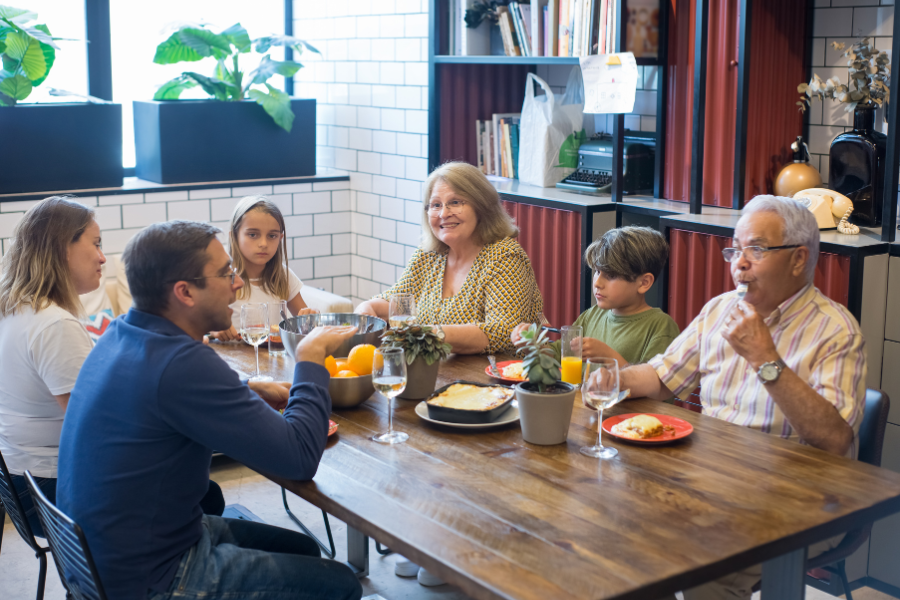 A Importância de Sentar à Mesa com Seus Filhos